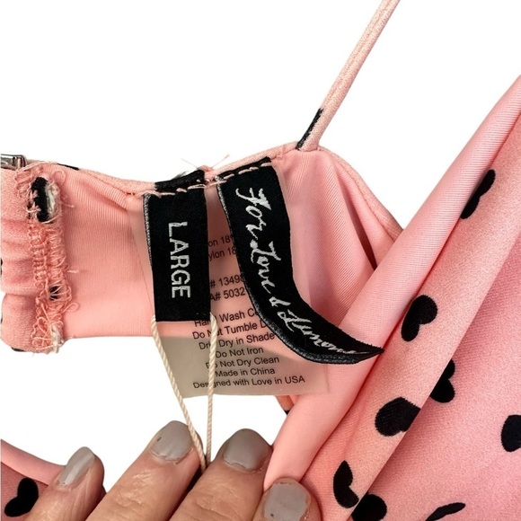 NWT For Love of Lemons Claudia Scrunch Bikini Top in Pink Hearts L - Picture 9 of 11